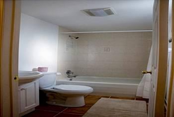 The America's Hospitality Inn Motel 2*