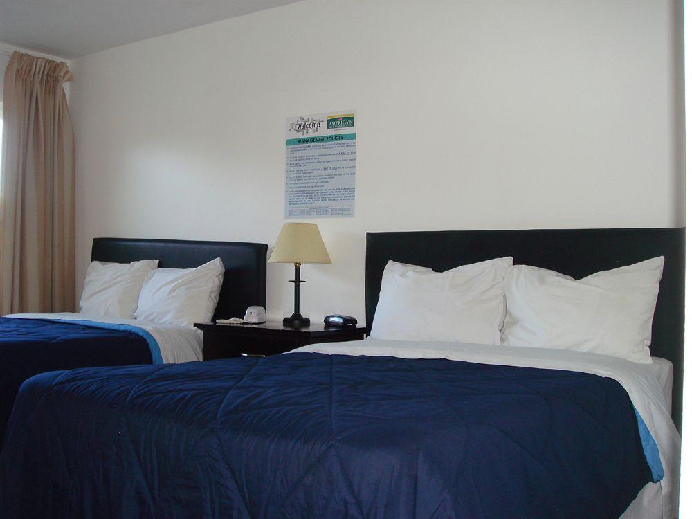 The America's Hospitality Inn Motel Niagara Falls