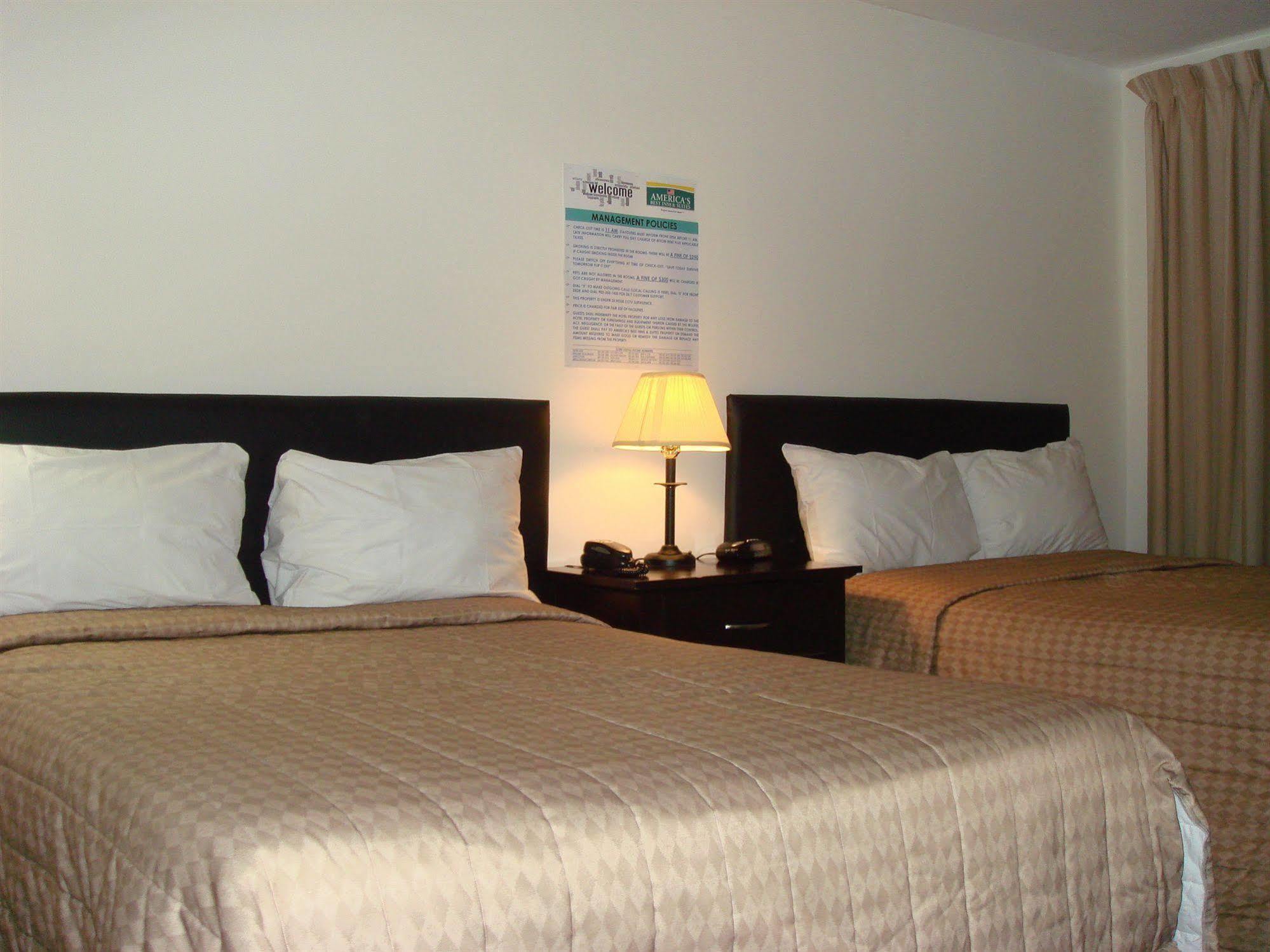 The America's Hospitality Inn Motel 2*