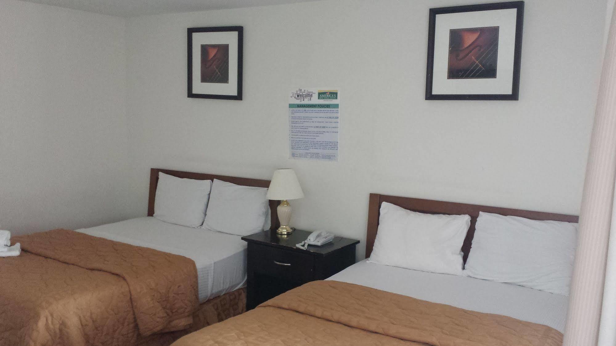 Motel The America's Hospitality Inn 2*